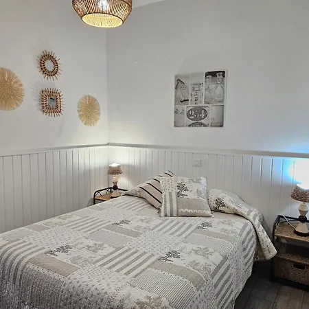 D'hotes Amets Bed and Breakfast