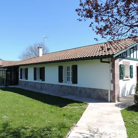 D'hotes Amets Bed & Breakfast