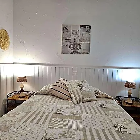 Oda ve Kahvaltı D'hotes Amets 3*